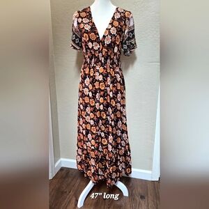 Dress Day Floral V-Neck Maxi Floral Dress. Size S
